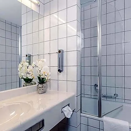 Plaza Hotel 3*